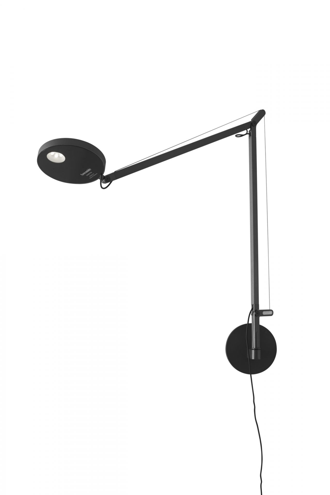 Schwarze Demetra Wandleuchte von Artemide mit verstellbarem Arm und LED-Leuchte für Wandmontage.